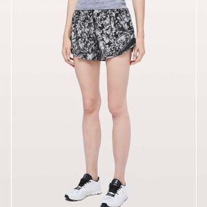 NWOT, Hotty Hot Short II, Tall/Long